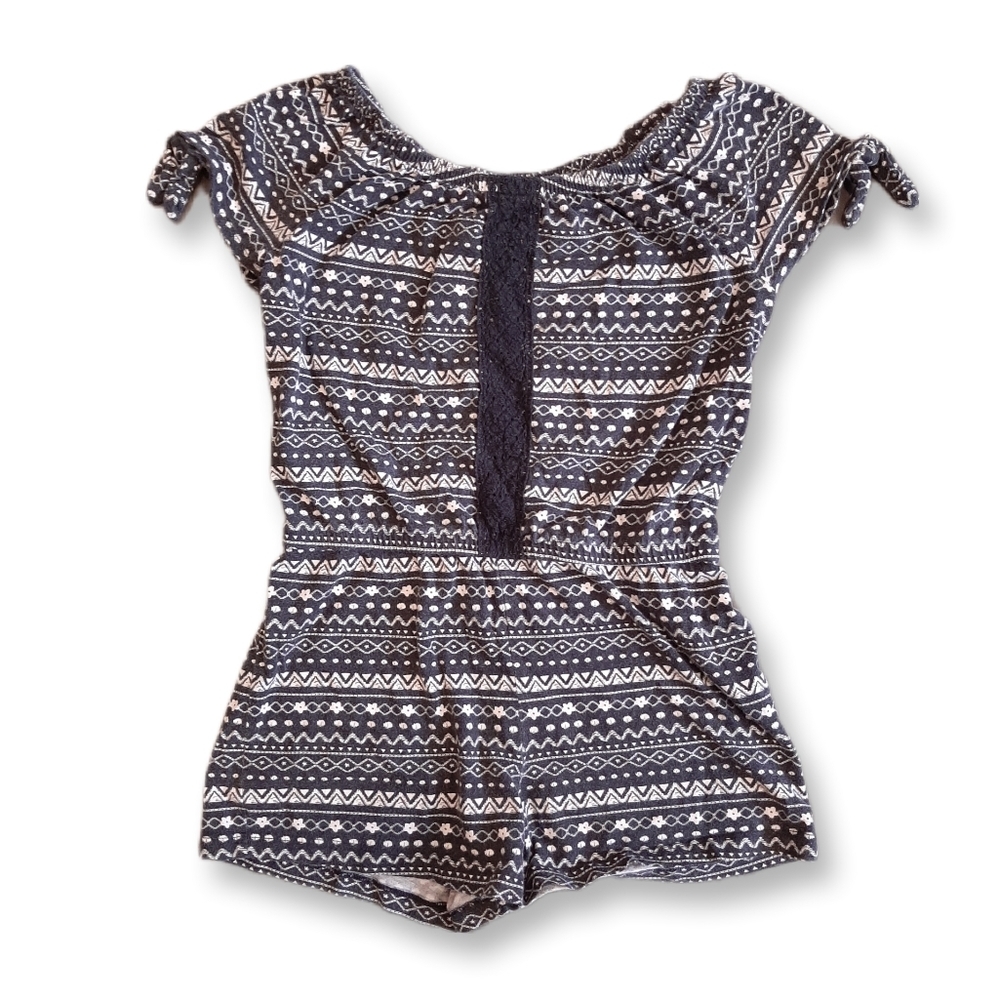 Oshkosh Boho Crochet Romper Short Tie Sleeve Striped Cotton Girls Size 7 Black